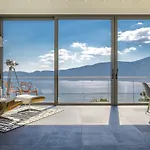 Luxury Maggiore فيلة